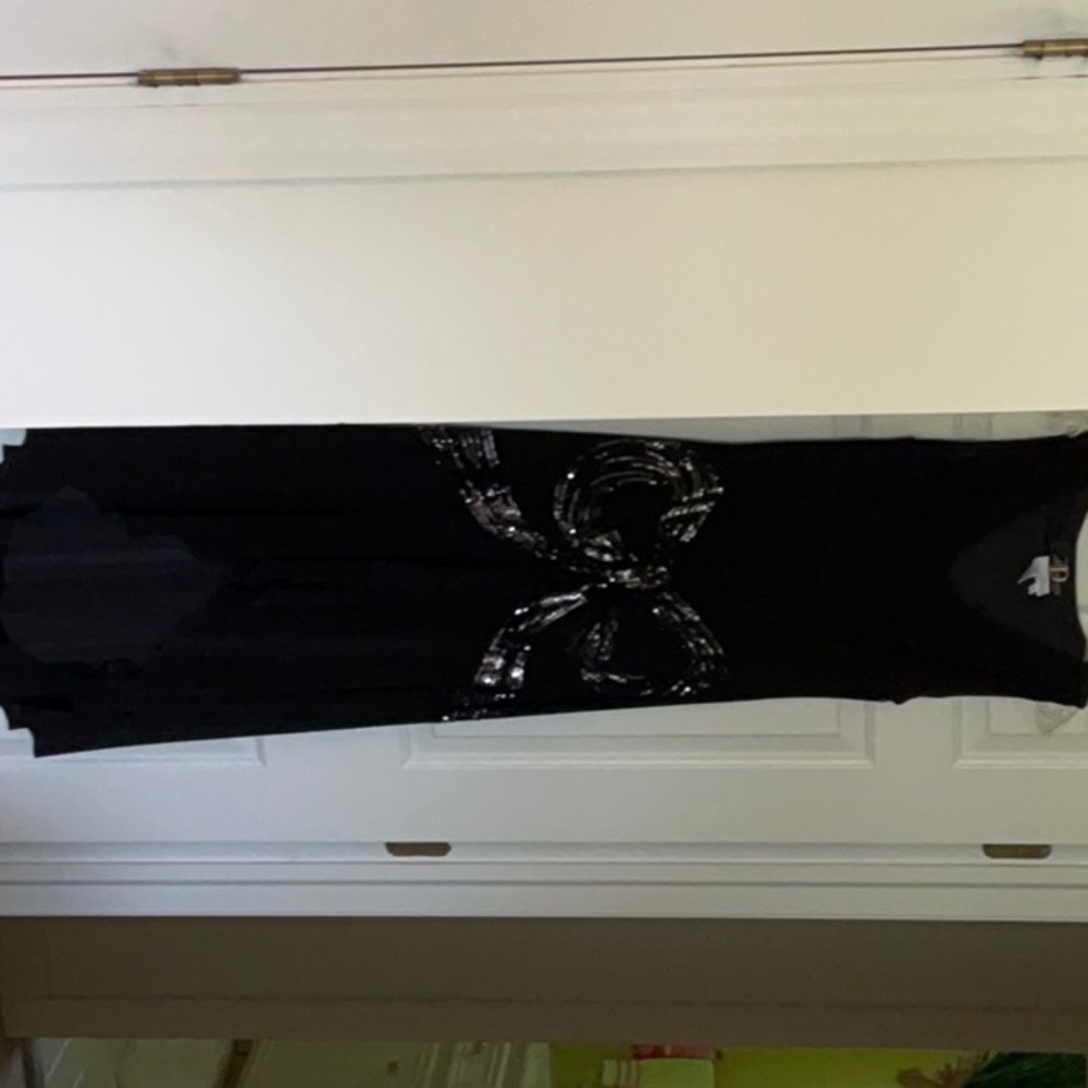 Black Sleeveless V Neck Sheath Maxi Dress